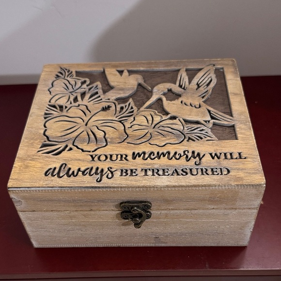 Other - Wooden Memory Keepsake Box with Hummingbird Design